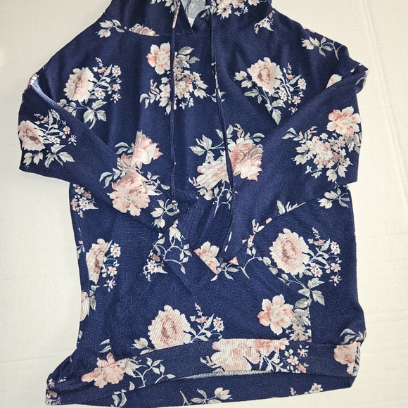 Ardene Floral Long Sleeve Top Hoodie - Picture 2 of 13
